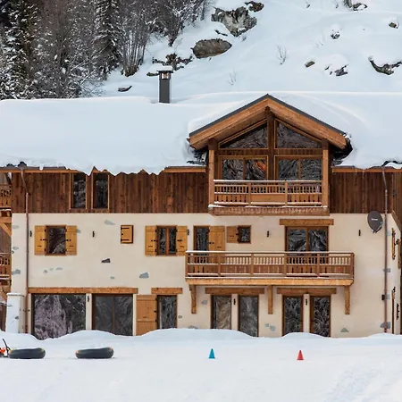 シャレー Prestigious With Views In Vanoise, Cleaning Included *